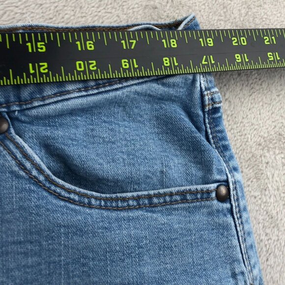 Wrangler Mens Jeans Size 38x28 Measured Relaxed Fit Bootcut Blue Denim Casual - Picture 4 of 14